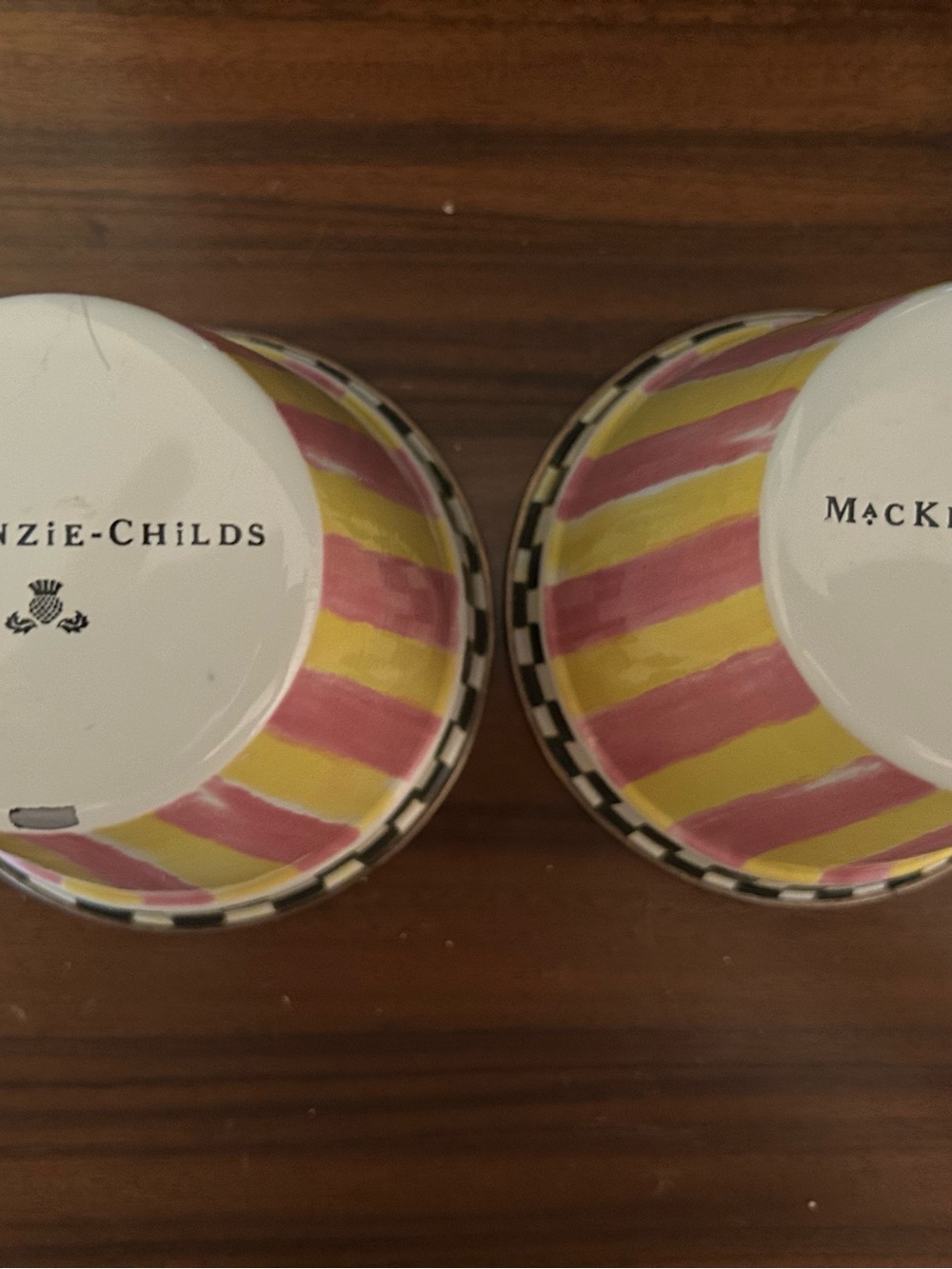 Set of two McKenzie Childs flower pots - Picture 4 of 5